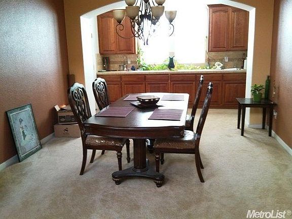 4th image of 1659 Tumbleweed Way