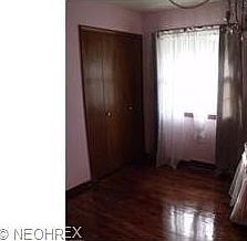 4th image of 405 Melony Ln