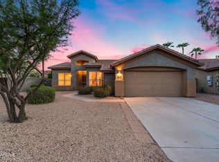 11238 Oakwood Dr, Goodyear, AZ 85338