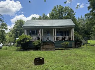 35 Faxon Ln, Big Sandy, TN 38221