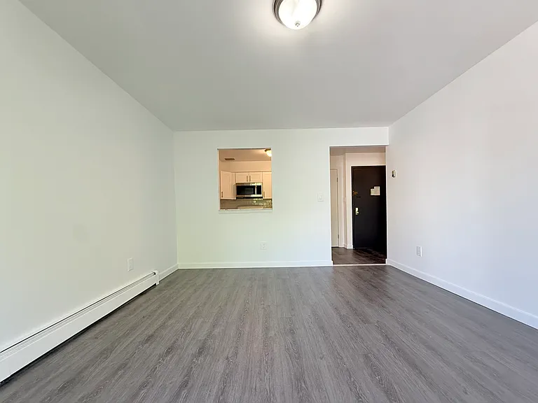 14-37 31st Rd #2B — Photo 4