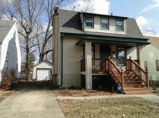 1801 Holmes Ave, Springfield, IL 62704