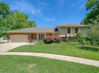 9830 W 10th Ct N, Wichita, KS 67212
