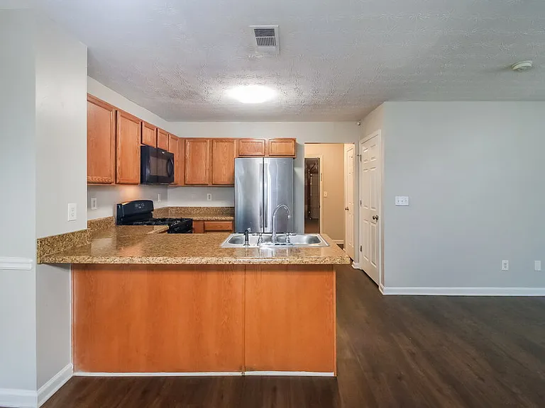 1114 Dunaway Dr — Photo 8