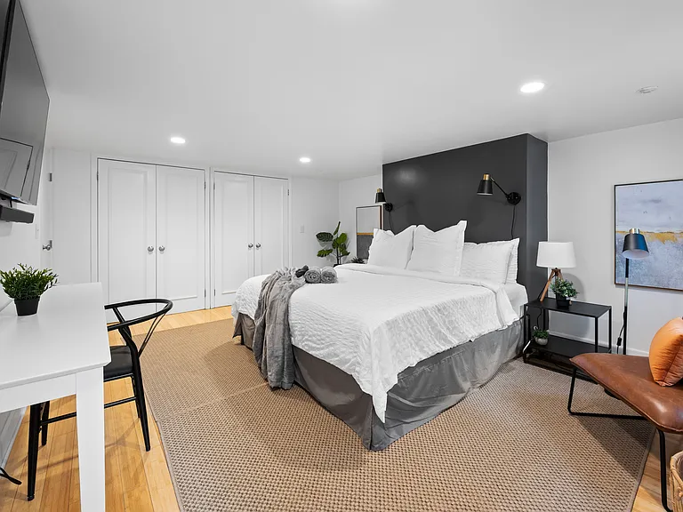 333 Adelphi St #1A — Photo 21