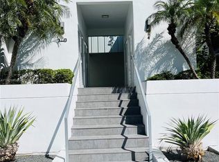 166 Harbor Dr APT 4B, Key Biscayne, FL 33149