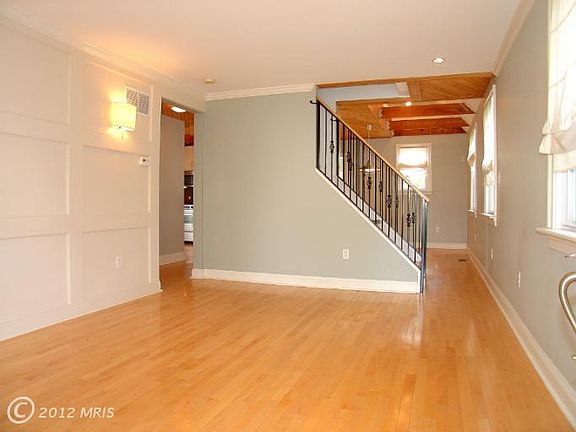 5th image of 527 Bayside Dr