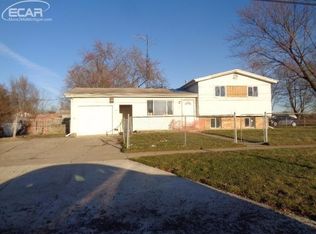 5486 Detroit St, Flint, MI 48505