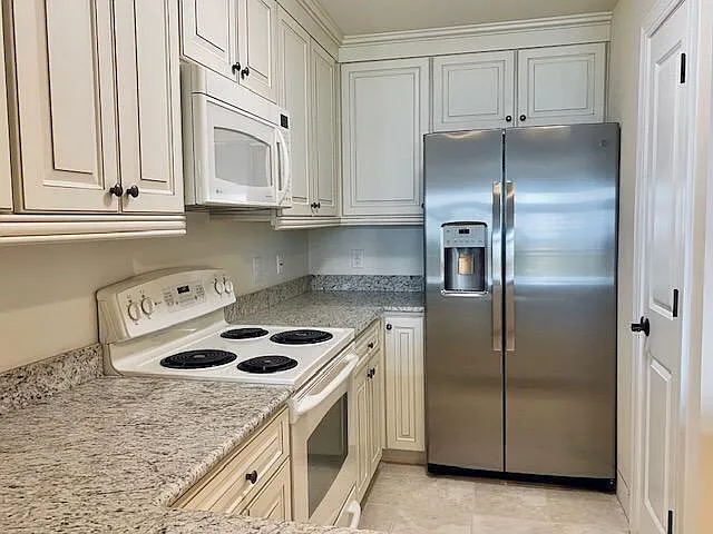 33 Calhoun St #236 — Photo 10