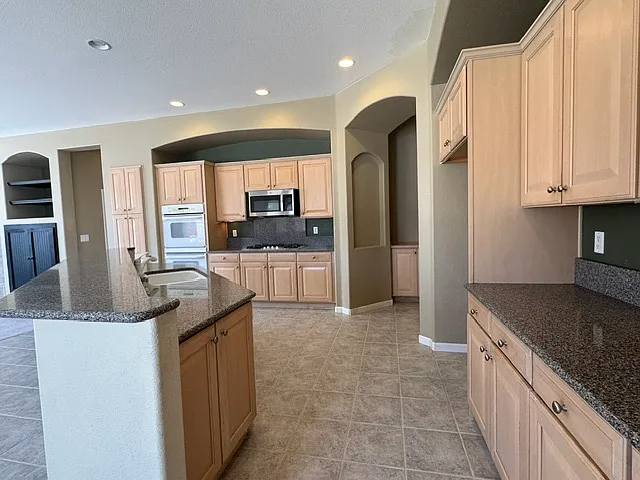 2837 Orion Dr — Photo 6