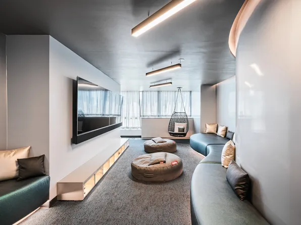 101 West End Avenue image 12 of 25