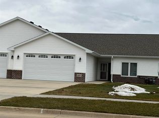 1601 3rd St SW #C, Waverly, IA 50677