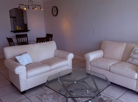 3475 N Country Club Dr