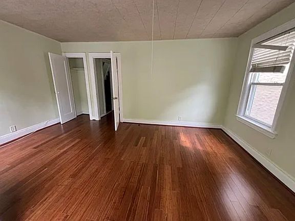 4th image of 8436 Dana Ct
