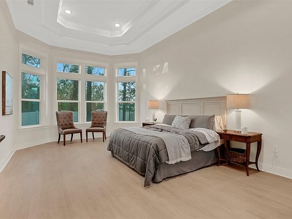5th image of 510 Island View Dr