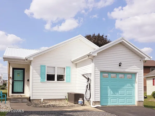 307 W 11th St, Bloomsburg, PA 17815