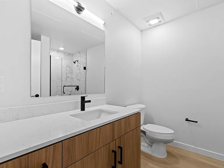 Oso Apartments — Photo 28