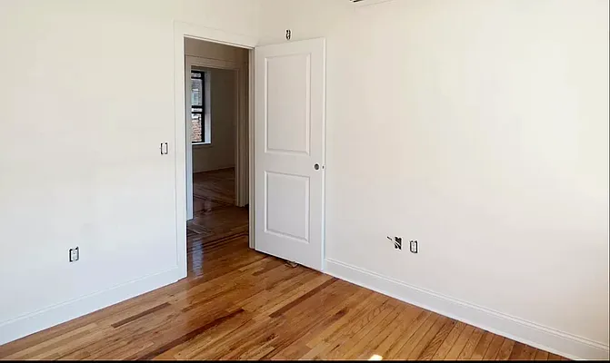 Rented by EXR | media 13