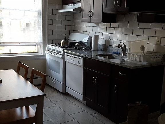 4th image of 217 Fountain St APT 8