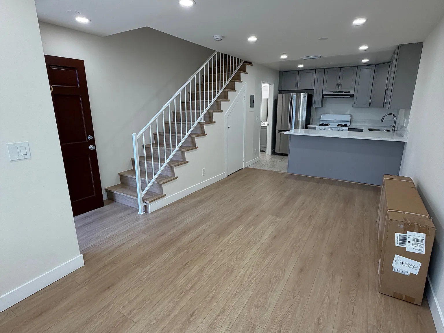 10441 McVine Ave — Photo 4