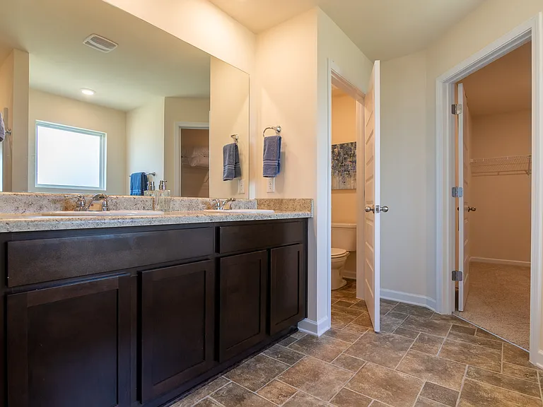 438 Furlough Dr — Photo 16