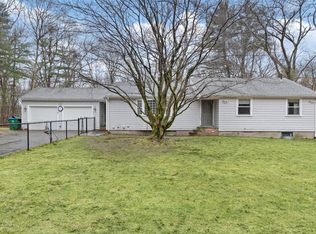 36 Kingswood Rd, Westwood, MA 02090