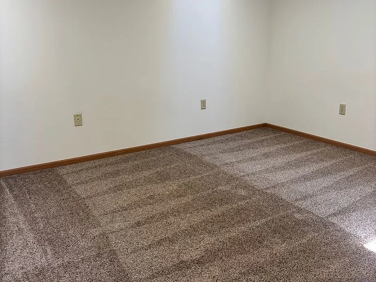 W1083 Lewis Ln — Photo 22