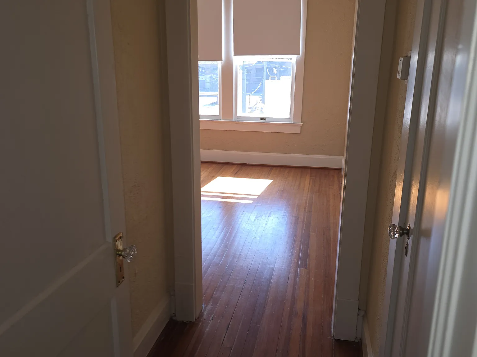 1 bed, 850 sqft, $1,375 — Photo 4