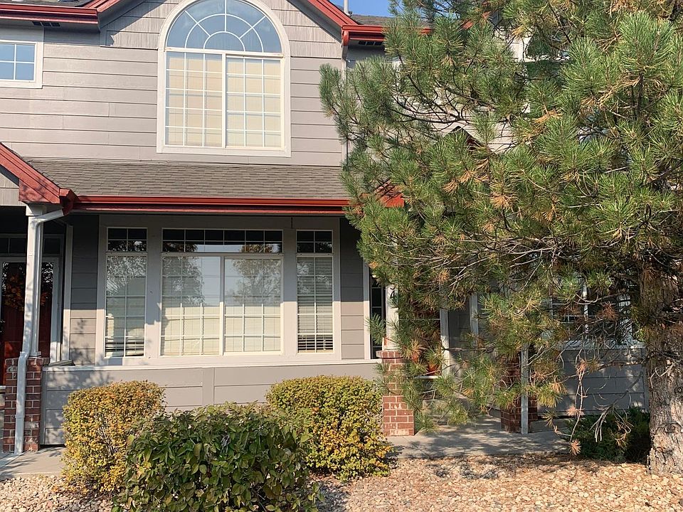 Front of Townhome