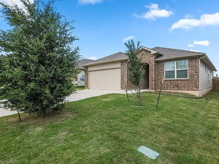 129 Jubilee Dr — Photo 3