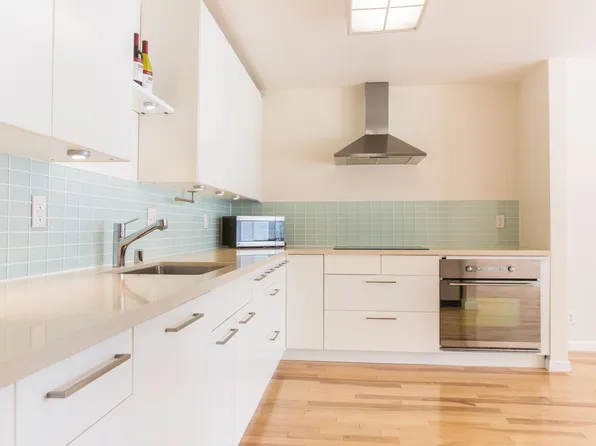 550 S Van Ness Ave APT 209, San Francisco, CA 94110