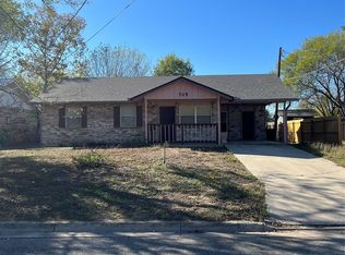 705 Guadalimar St, Lockhart, TX 78644