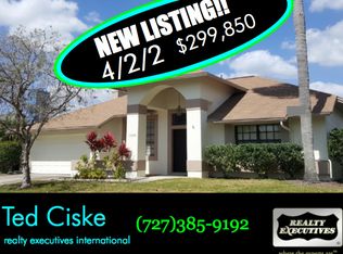 12048 Stone Crossing Cir, Tampa, FL 33635