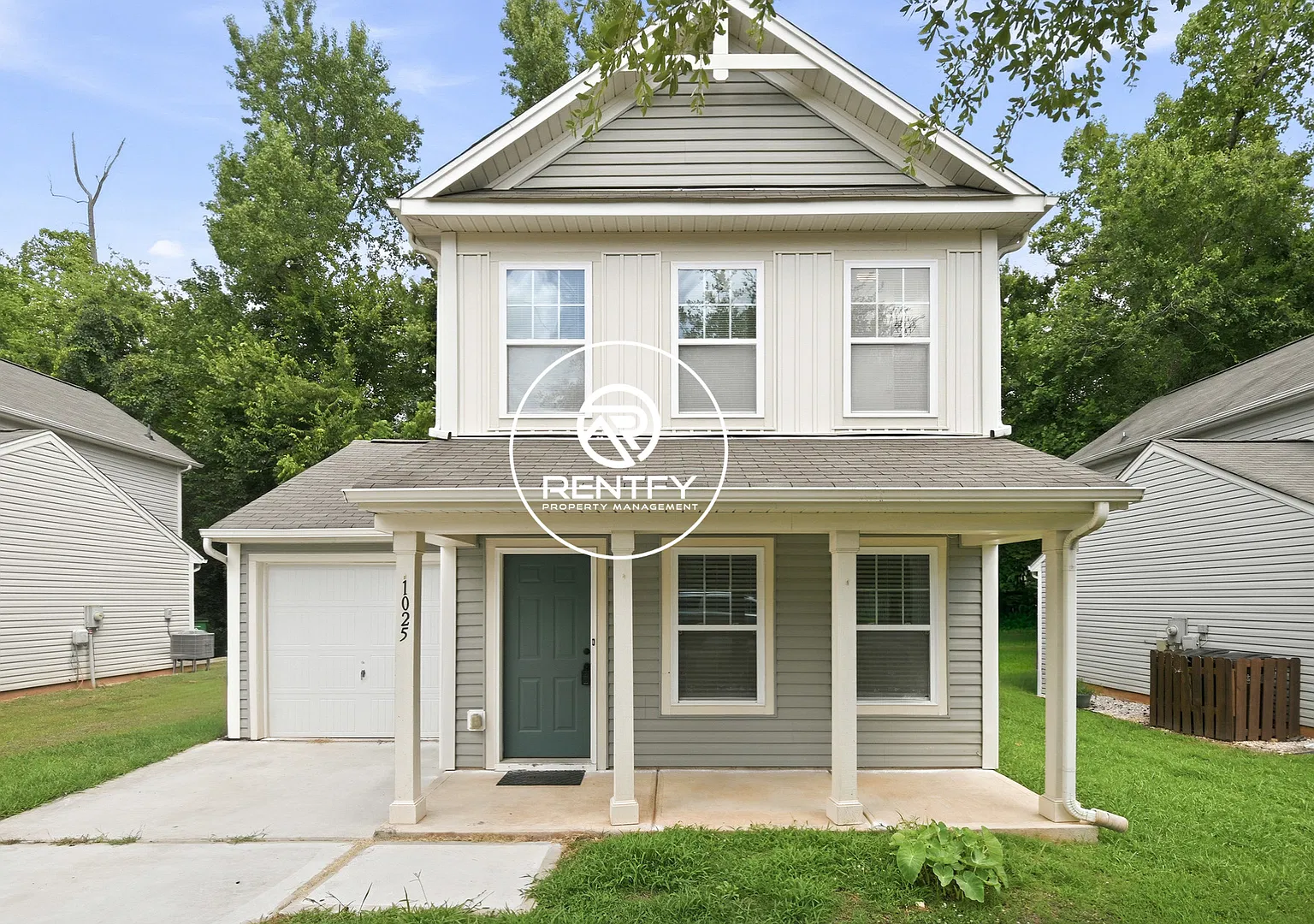 1025 Rook Rd Charlotte, NC 28216 — Photo 2