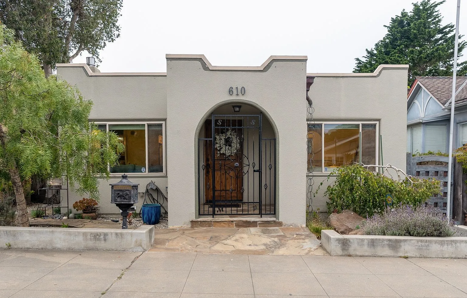 Forest Avenue Hideaway — Photo 1