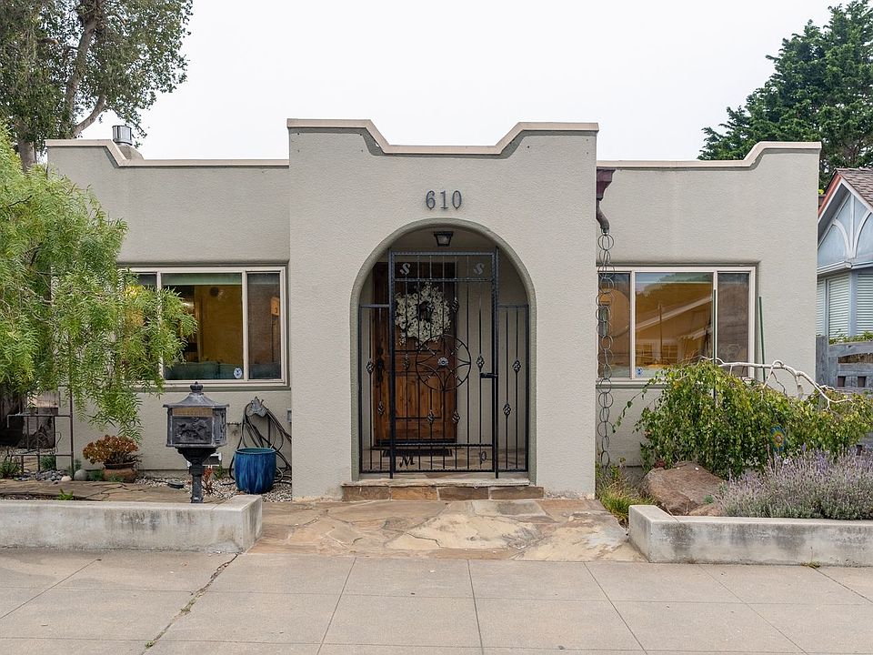 1st image of 610 Forest Ave