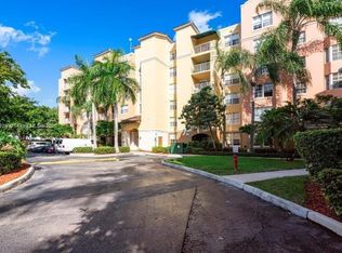 19999 E Country Club Dr #1206, Aventura, FL 33180