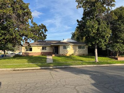 6226 N 6th St, Fresno, CA, 93710