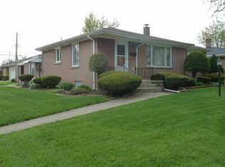 94 Alberta Dr, Amherst, NY 14226