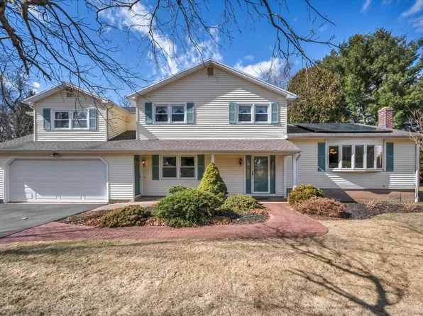 14 Juniper Drive, North Haven, CT 06473