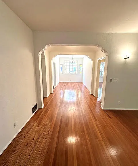1257 N Flores Ave #H1 — Photo 2