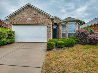 4028 Claymore Ln, Fort Worth, TX 76244