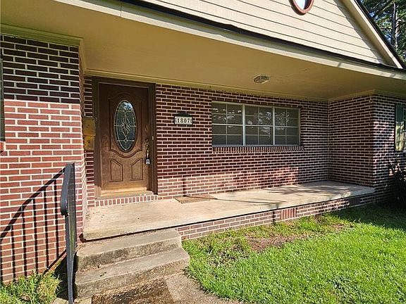 2nd image of 1807 Jewel St