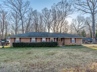 204 Clarke Stream Dr, Anderson, SC 29621