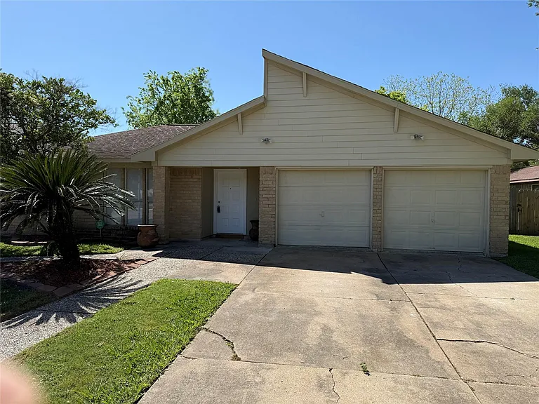 6610 Addicks Clodine Rd — Photo 2