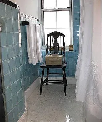 25 Minetta Ln #2B — Photo 8