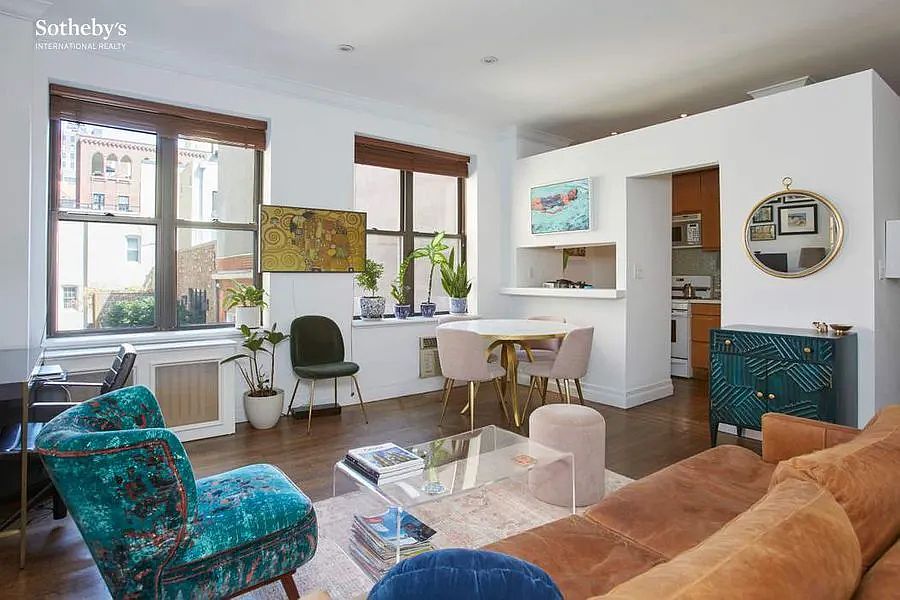 1st image of 7 Gramercy Park W #5A