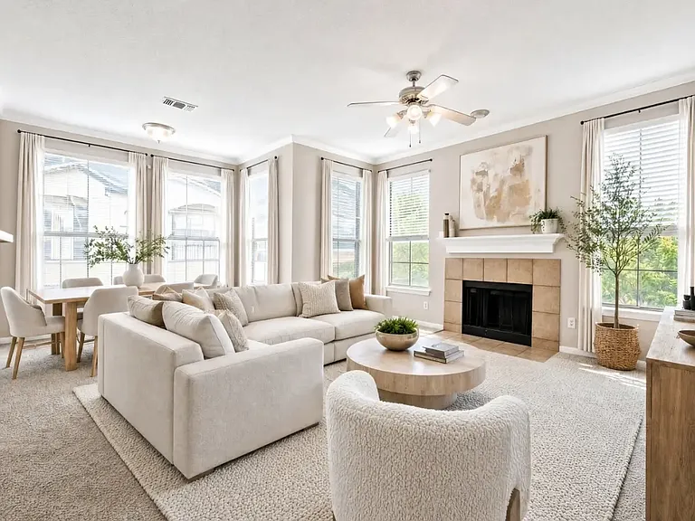 Modern 1-, 2-, and 3-Bedroom Apartments in Frisco, TX