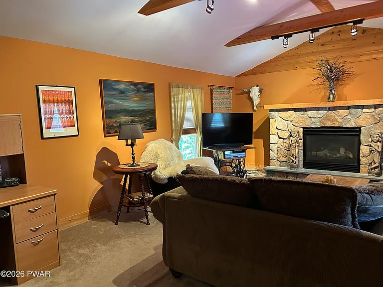 128 Shiny Mountain Rd — Photo 10