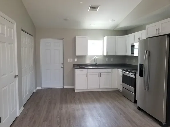 6054 N Moss Cir, Labelle, FL 33935